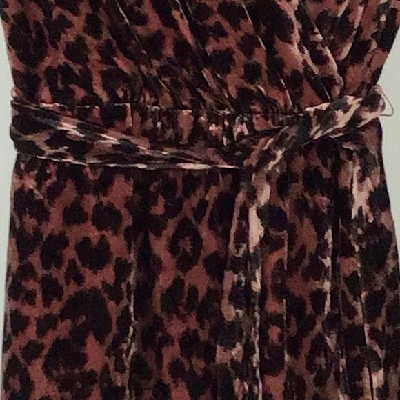 J, Crew Drapey Velvet Rose Leopard Print Pink Black Belted Wrap Dress sz 2 - Picture 13 of 14